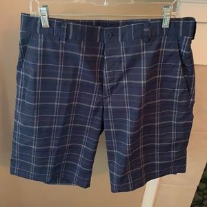 Men’s Nike Golf Plaid Short Size 34
